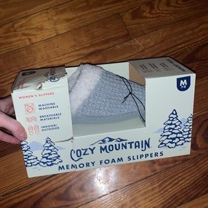 Memory foam slippers